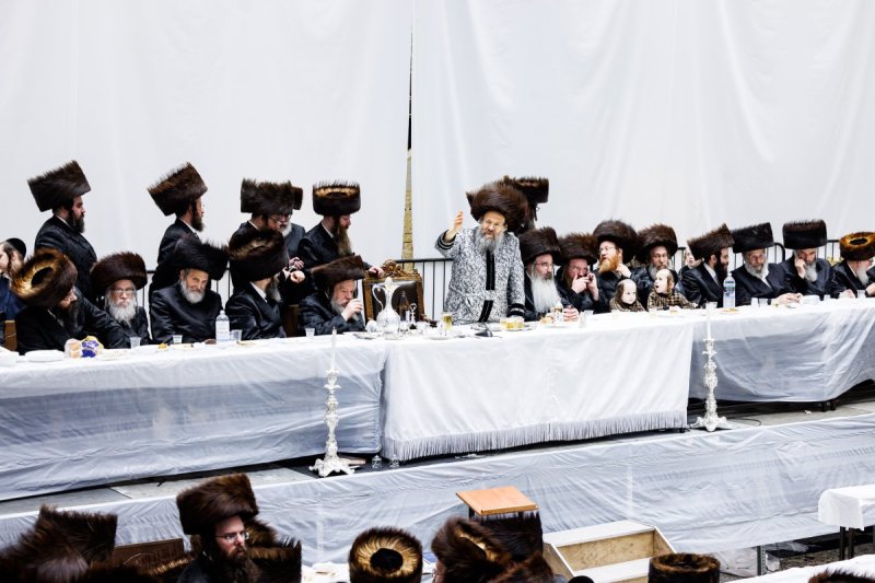 האחים לאנטשעווסקי, אברומי בלום, ואייזיק י.