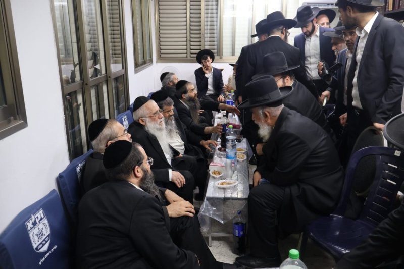 באדיבות המצלם
