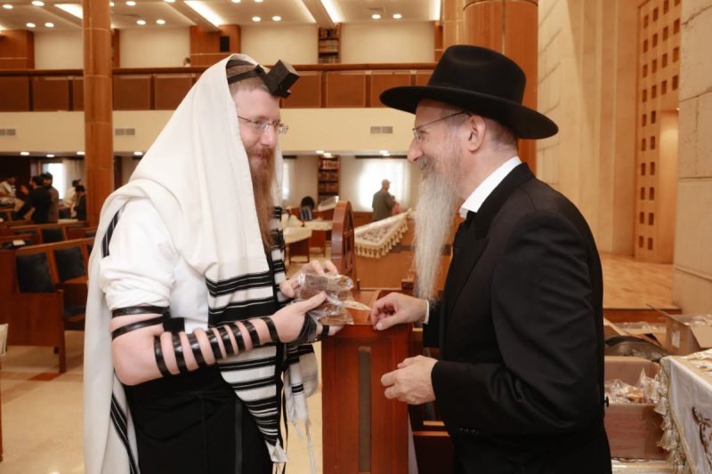 לוי נאזרוב