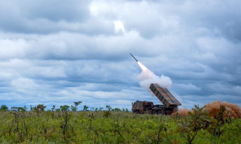 מלאי המיירטים אוזל? הרכבת האווירית שנחתה בישראל