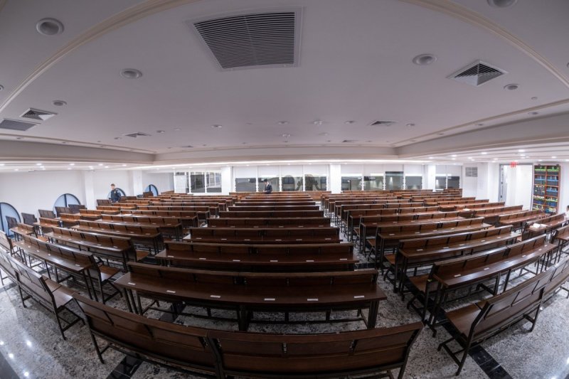 האחים לאנטשעווסקי ואושי וויינגארטן