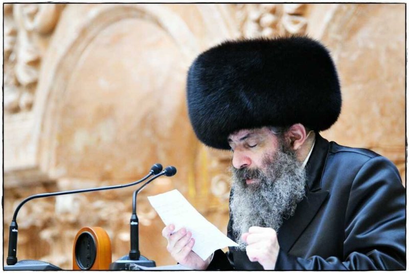 משה גולדשטיין, א. איזנבאך וארי קופרשטוק.