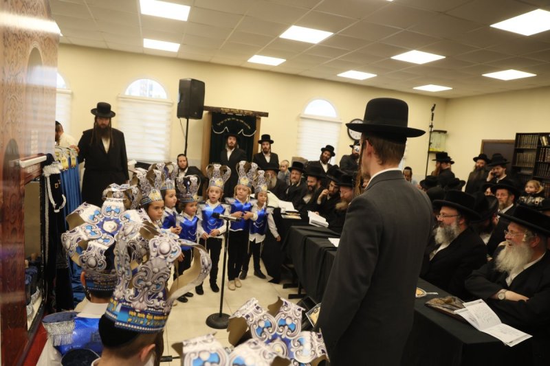 באדיבות המצלם