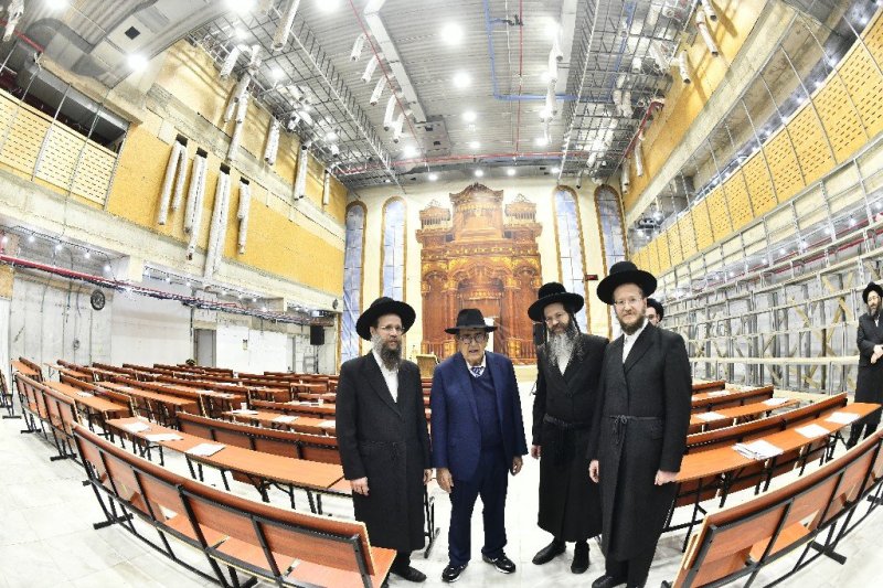 באדיבות המצלם