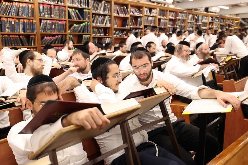 באדיבות המצלם