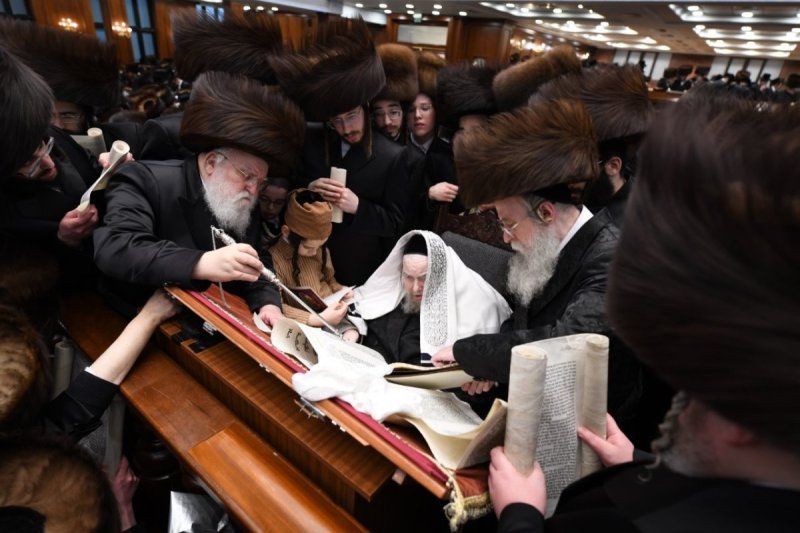 אנשיל בעק וא.מ.ש