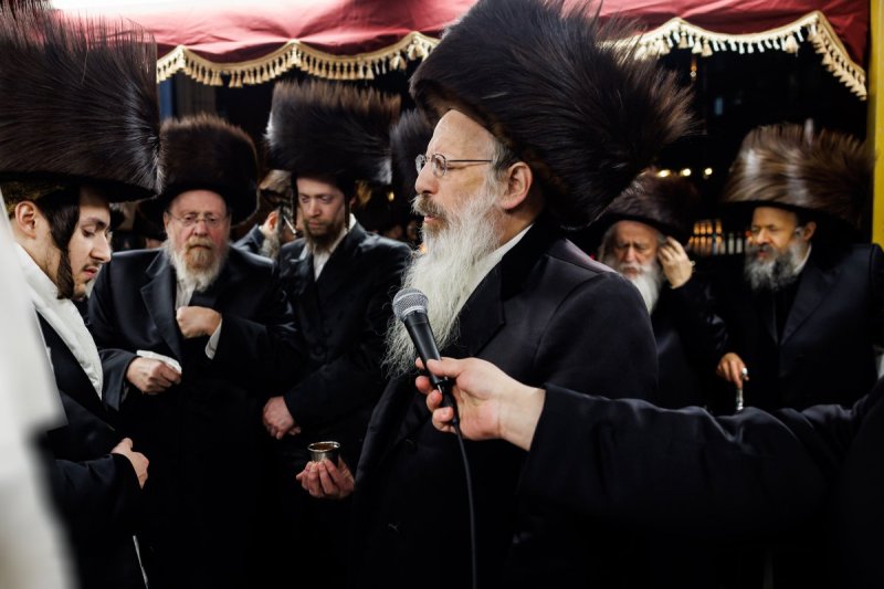 אברומי בלום והלל ל"ש