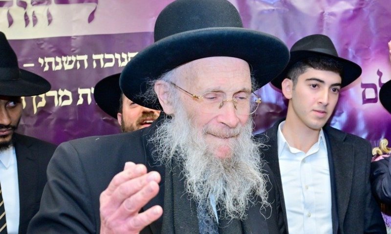 הגר"י אייכנשטיין לבני חו"ל: "באמריקה יש חופש דת, כאן רוצים לעשות כור היתוך"