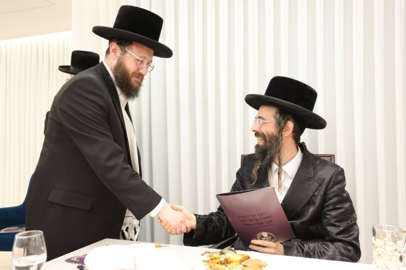 באדיבות המצלם