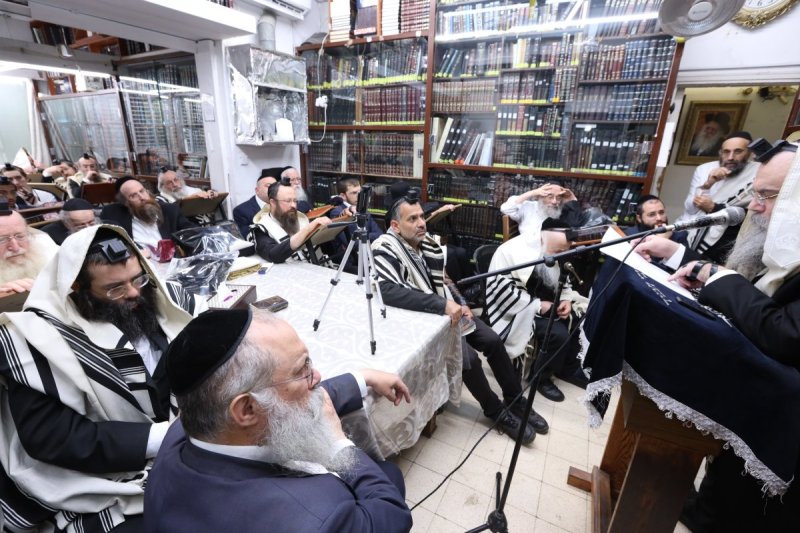 באדיבות המצלם