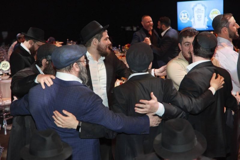 דמיטרי לובאייב