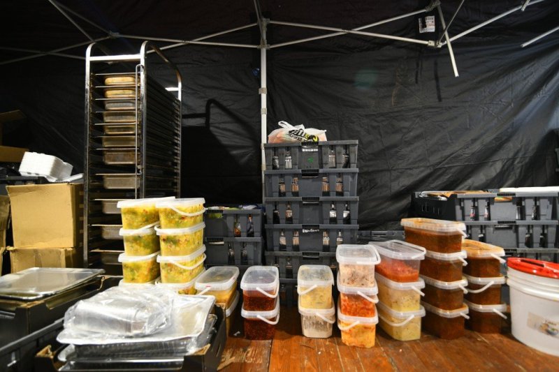 ארי קופרשטוק - פולין