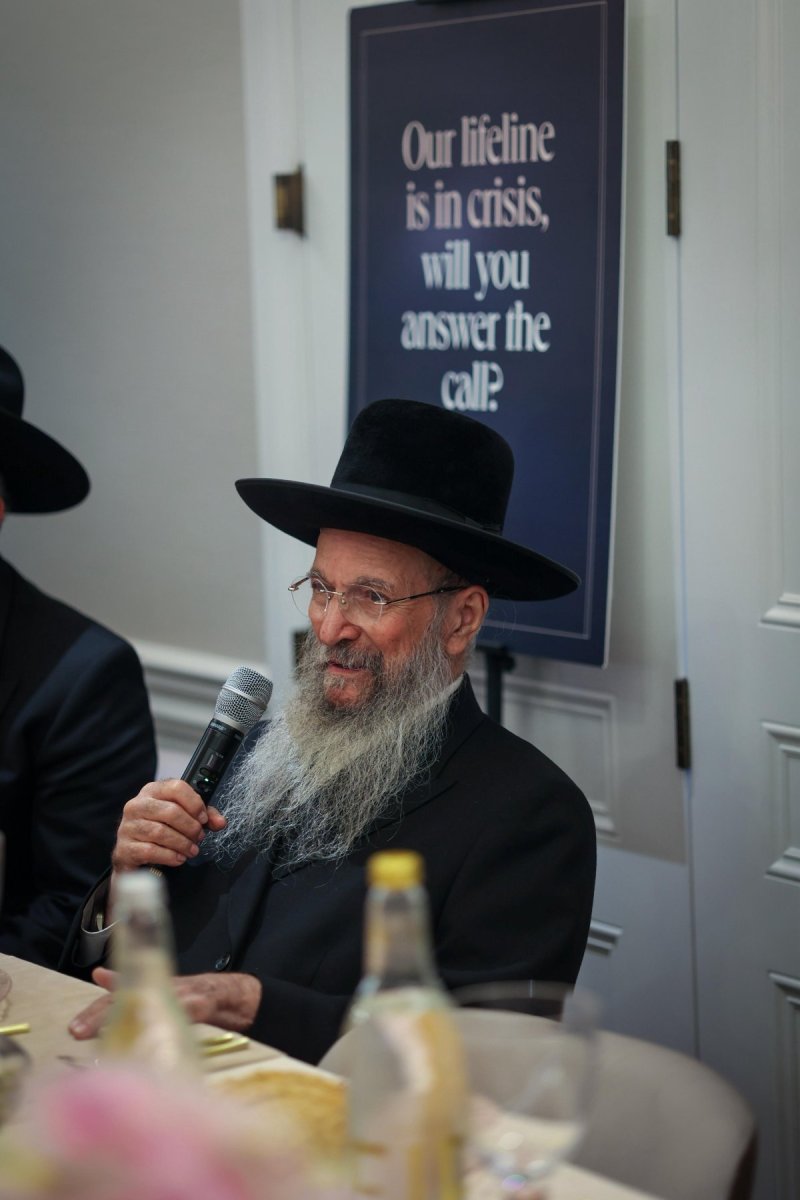 דניאל נפוסי ומאיר זלזניק