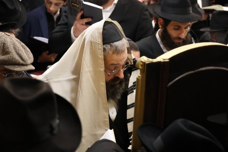 מרדכי לובעצקי