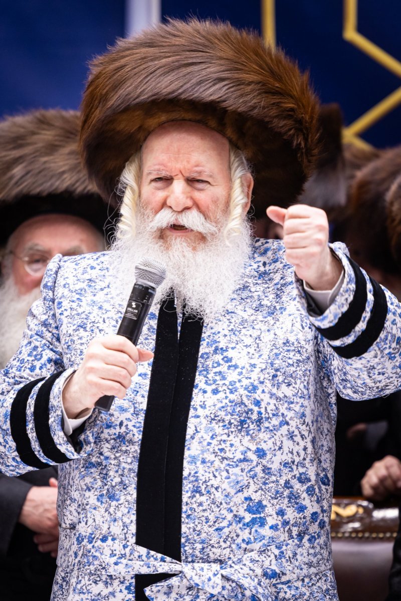 באדיבות המצלם