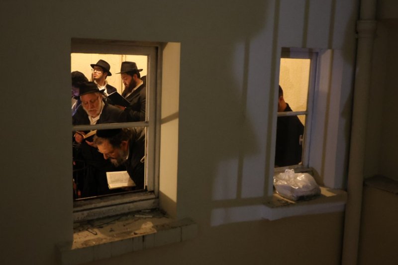 מרדכי לובעצקי