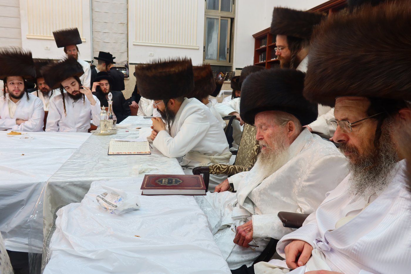 באדיבות המצלם