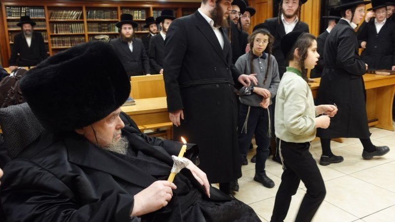 אנשיל בעק וא.מ.ש