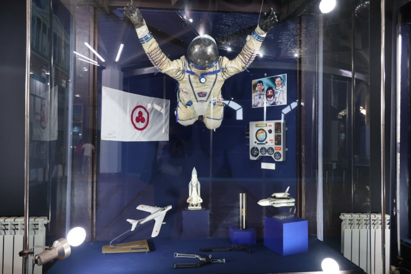 מרדכי לובעצקי