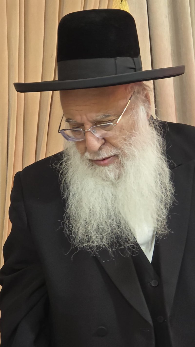 באדיבות המצלם