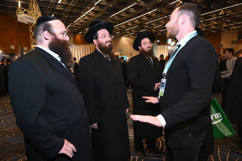 משה גולדשטיין ושמוליק קורלנסקי