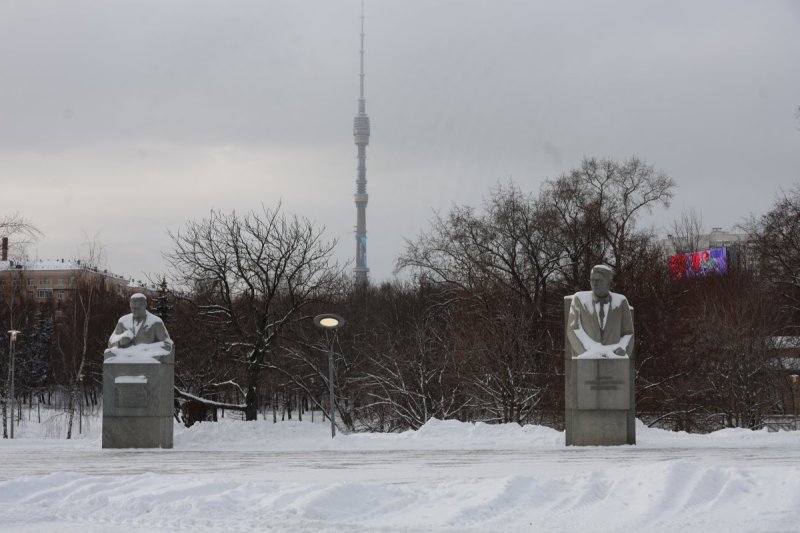  מרדכי לובעצקי