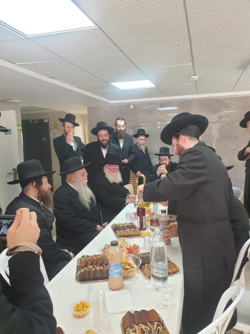 באדיבות המצלם