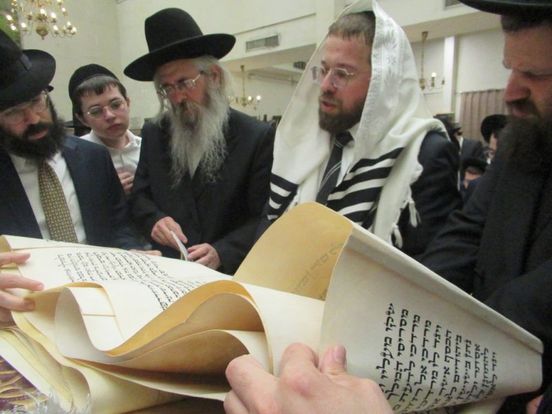 באדיבות המצלם