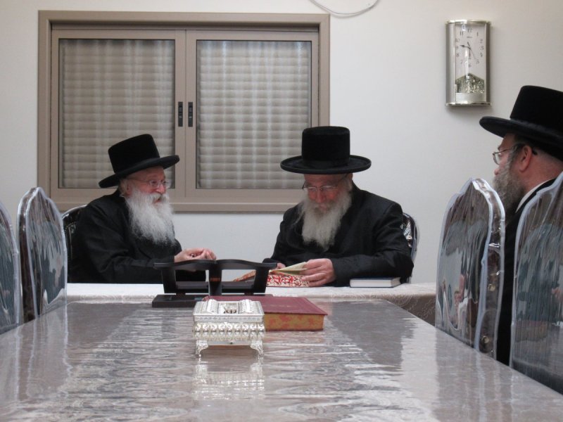 באדיבות המצלם