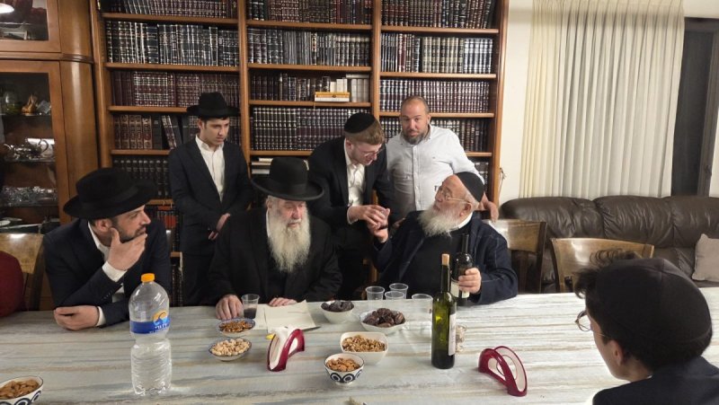 באדיבות המצלם