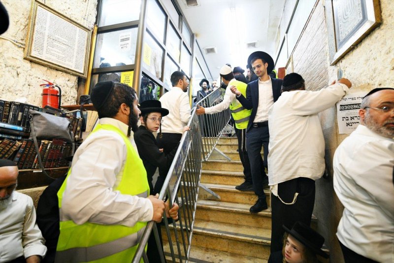 ארי קופרשטוק ומאיר אדרי