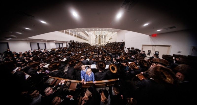 אברומי בלום, אחים לאנטשעווסקי, אייזיק י.