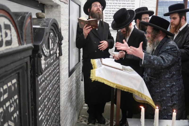 מ.א נוימן