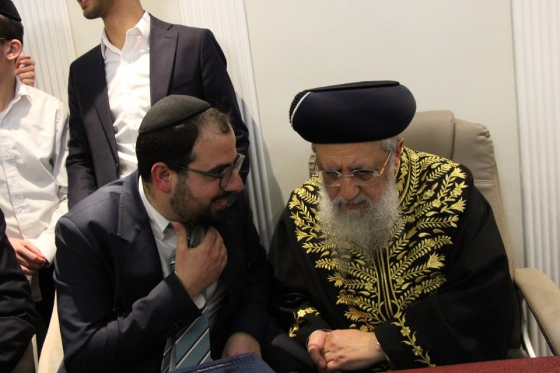 באדיבות המצלם