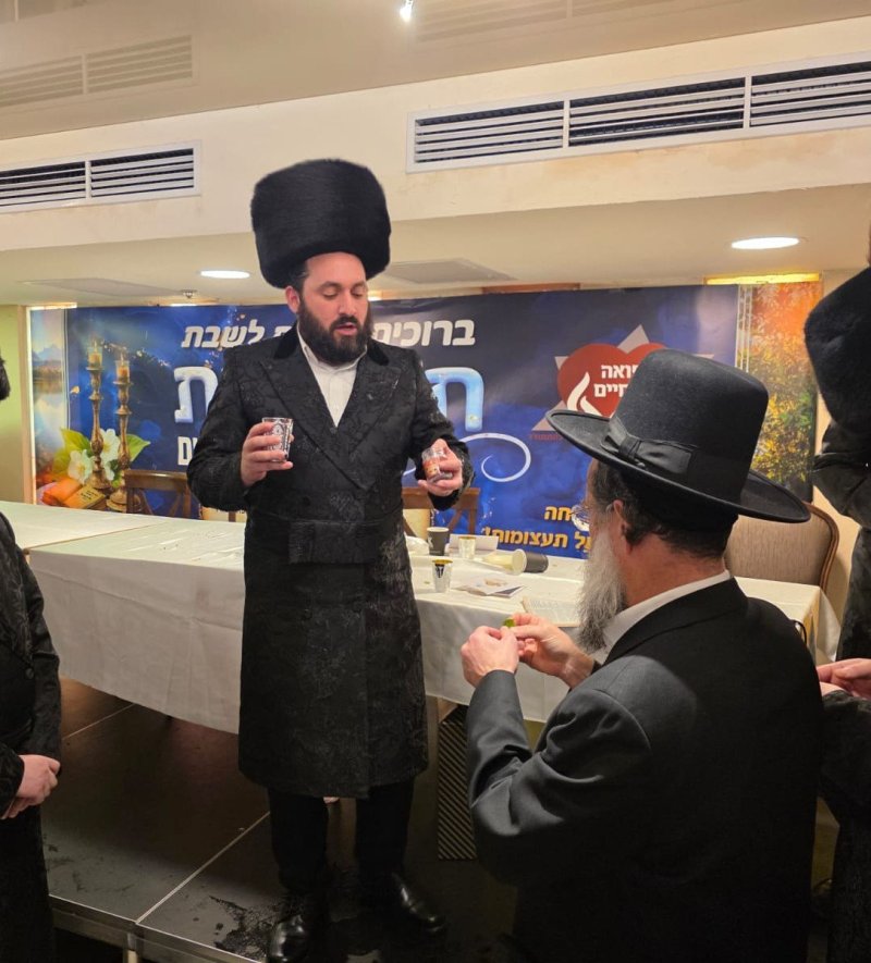 באדיבות המצלם