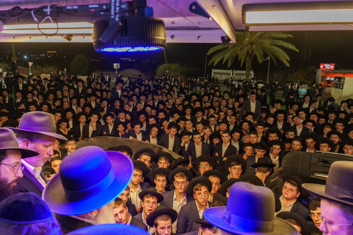 באדיבות המצלם