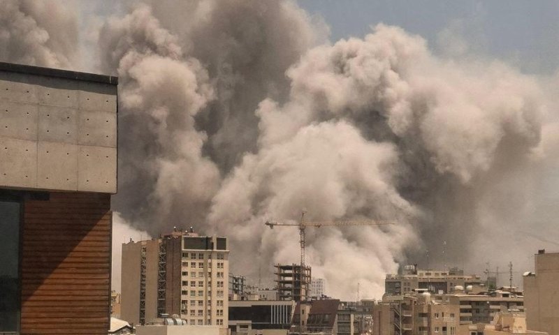 הותקפו כ-40 אתרים ותעשיות ייצור ומחקר של אמצעי לחימה | צפו