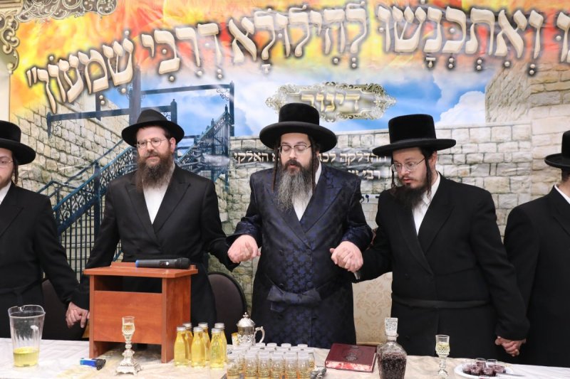 באדיבות המצלם
