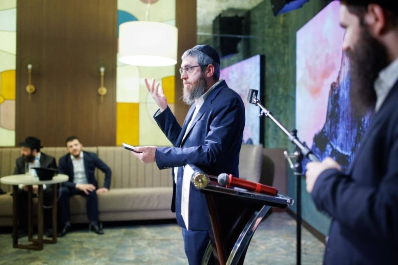 לוי נאזרוב
