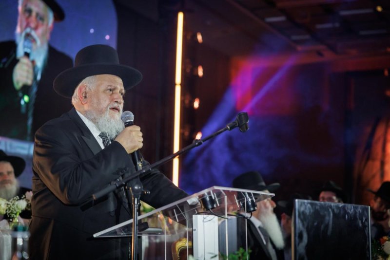 דניאל נפוסי ומאיר זלזניק