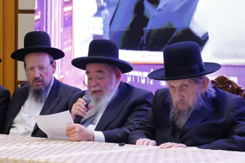 יעקב נחומי, שמוליק קורלנסקי ואלעזר פיינשטיין