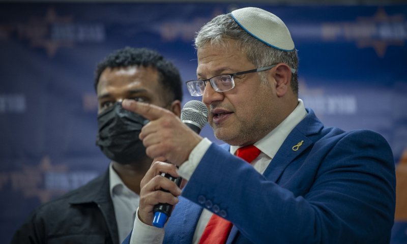 בן גביר בתיעוד מנחל עוז: "לא צריך לזרוק עליהם גז, צריך לירות עליהם"