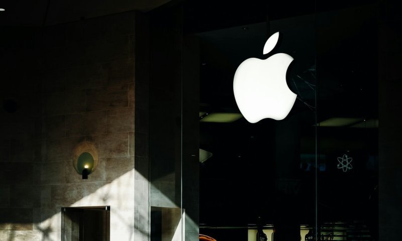 מה קורה במפעלים של אפל? התקפי חנק חריפים וממצאים חריגים