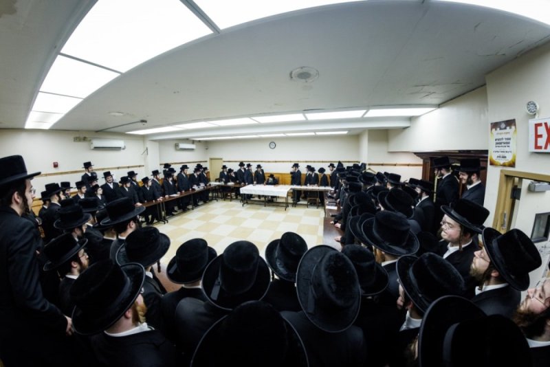 אברומי בלום, אחים לאנטשעווסקי, אייזיק י.