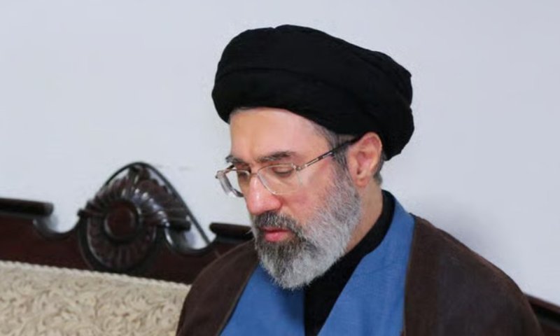 באמצעות אנשי עסקים ישראלים-בריטים: כך חמינאי קנה בתים ברחבי לונדון