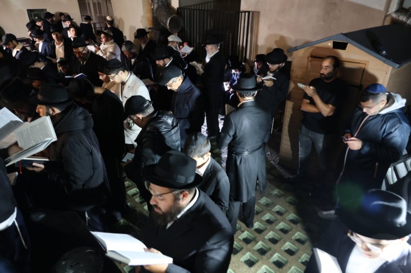 מרדכי לובעצקי