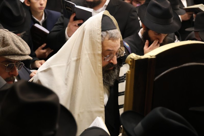 מרדכי לובעצקי