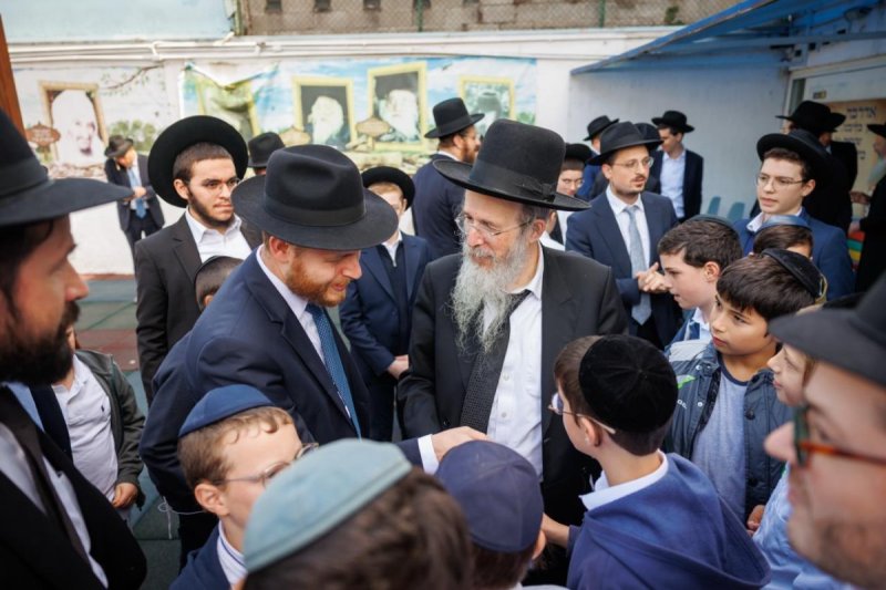 דניאל נפוסי ומאיר זלזניק