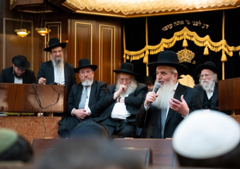 דניאל נפוסי ומאיר זלזניק