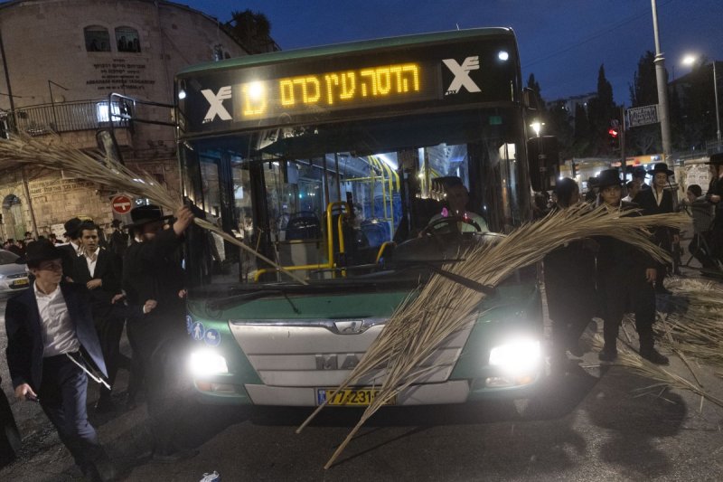חיים גולדברג, פלאש 90